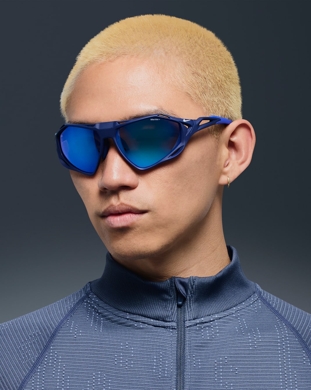Lunettes de soleil effet miroir Nike Zeus Rise - Blue Void/Football Grey