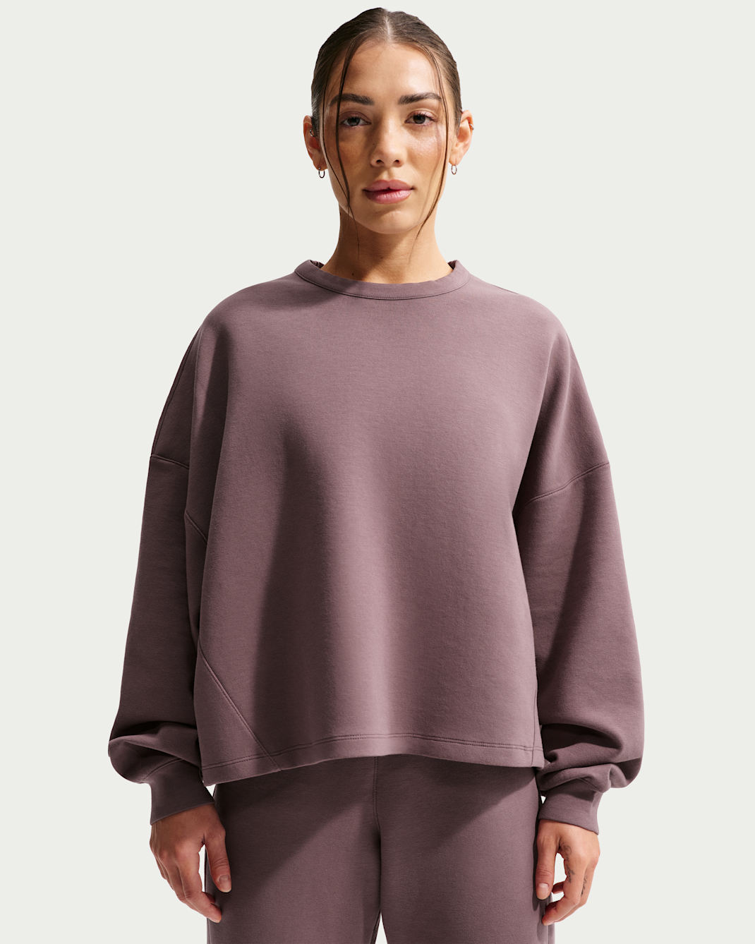 Nike 24.7 ImpossiblySoft Women's Dri-FIT Oversized Crew-Neck Top - Tattoo/Burgundy Crush