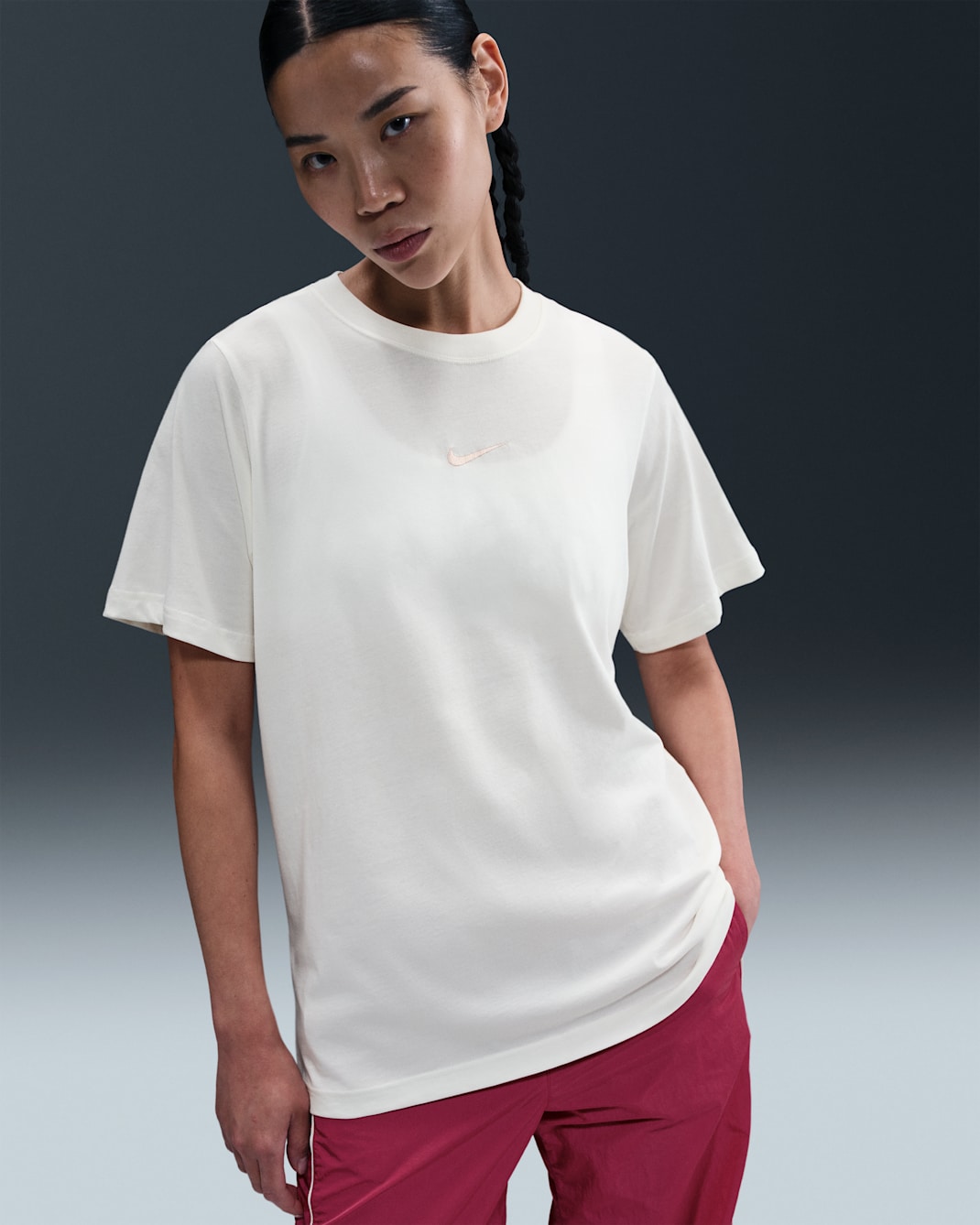 ナイキ スポーツウェア ウィメンズ Tシャツ - セイル/ウォッシュドコーラル