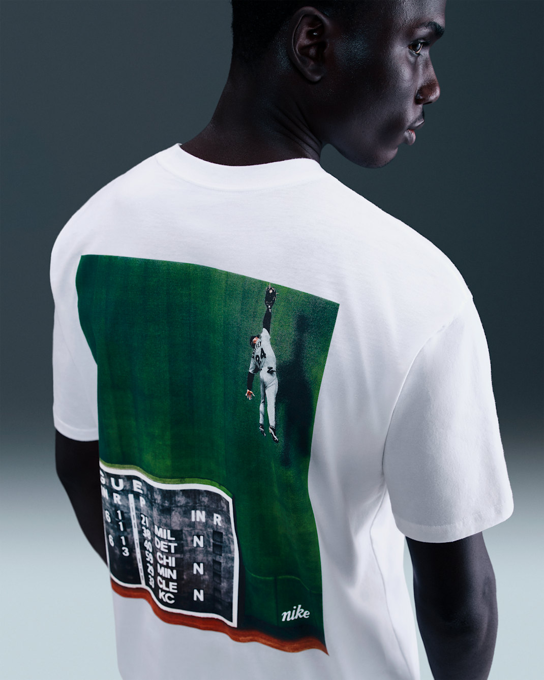 Nike Sportswear Men's Max90 T-Shirt - White