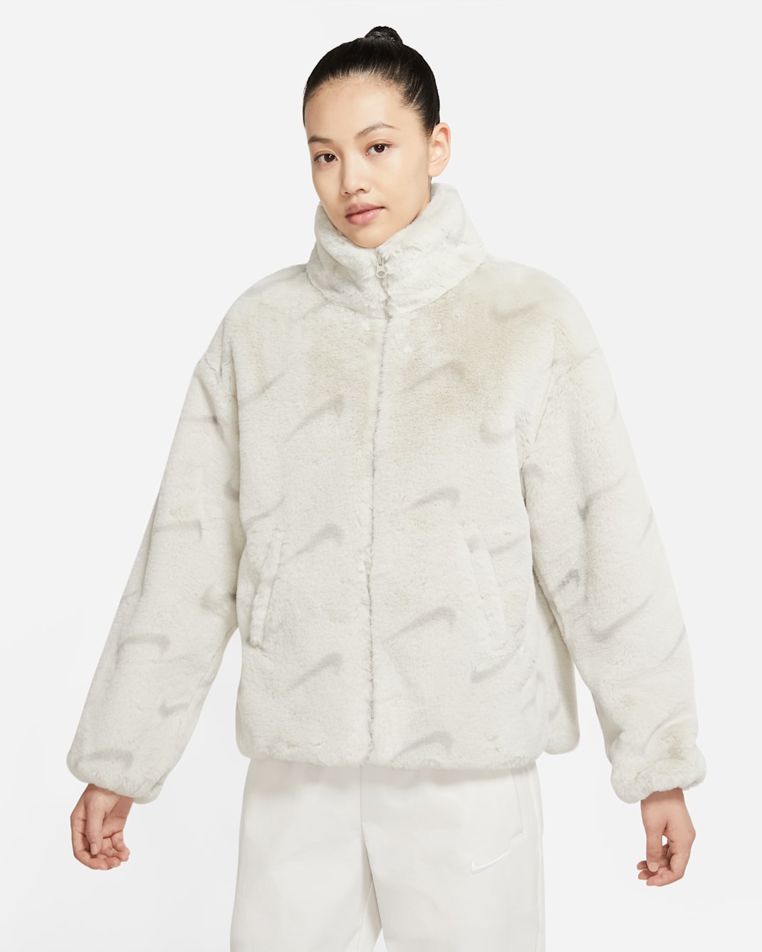 Nike Sportswear Plush Women's Printed Faux Fur Jacket - Light Bone/Light Iron Ore/Light Iron Ore
