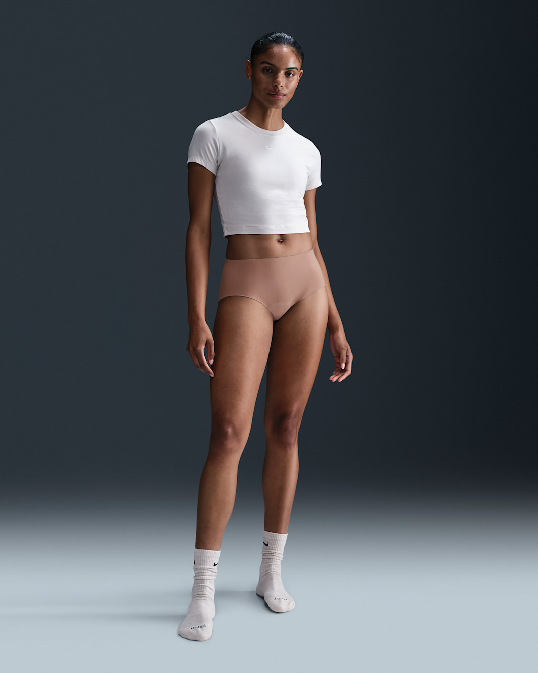 Nike Regl Sızıntı Korumalı Kadın Şort İç Çamaşırı - Desert Dust/Beyaz