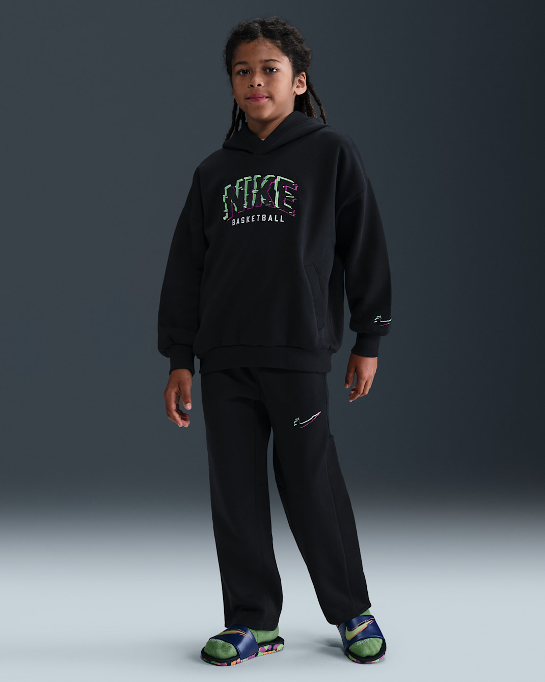 Nike Culture of Basketball Older Kids' Fleece Trousers - Black/Green Strike/Black