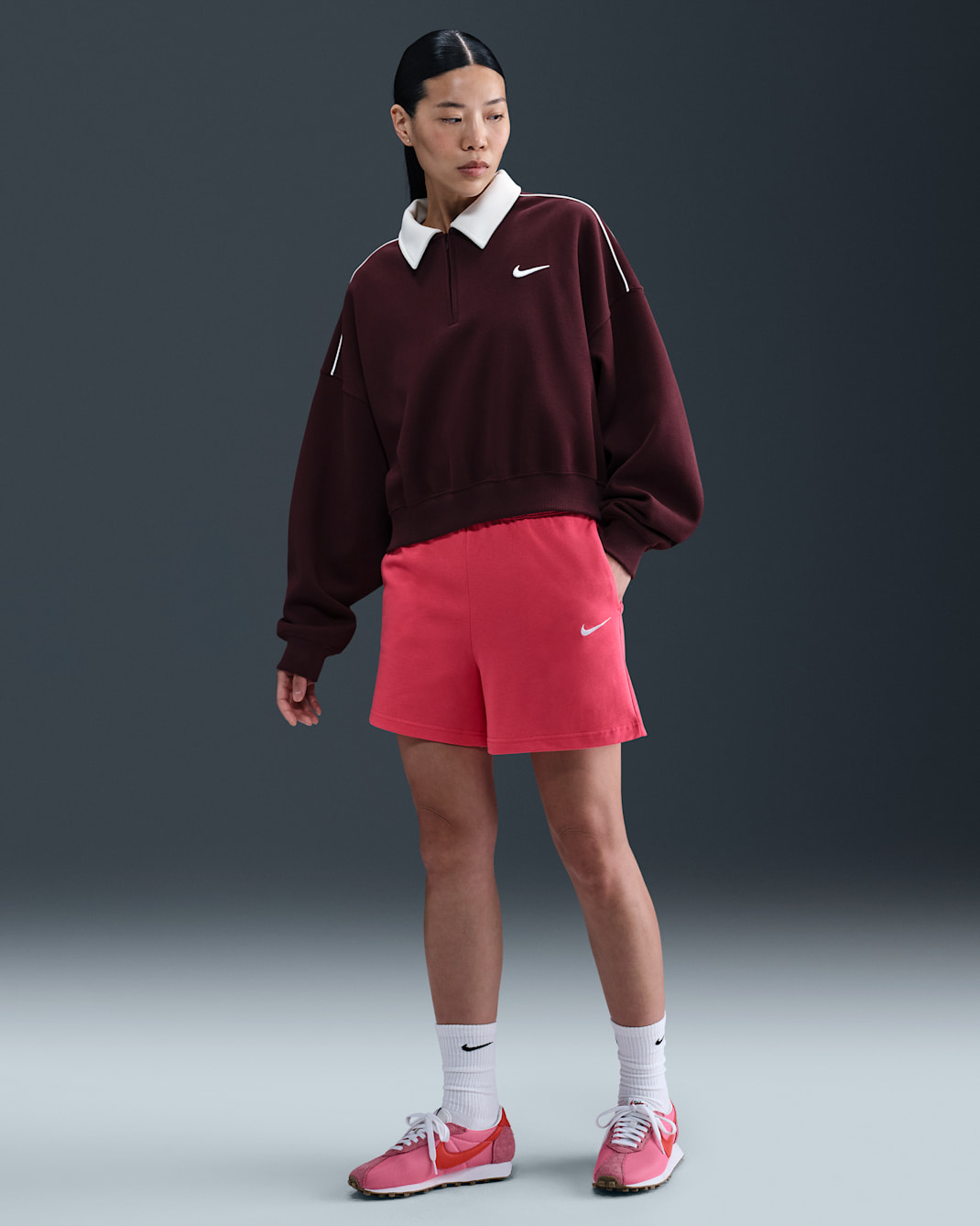 Nike Sportswear 女款平織短褲 - Aster Pink/白色