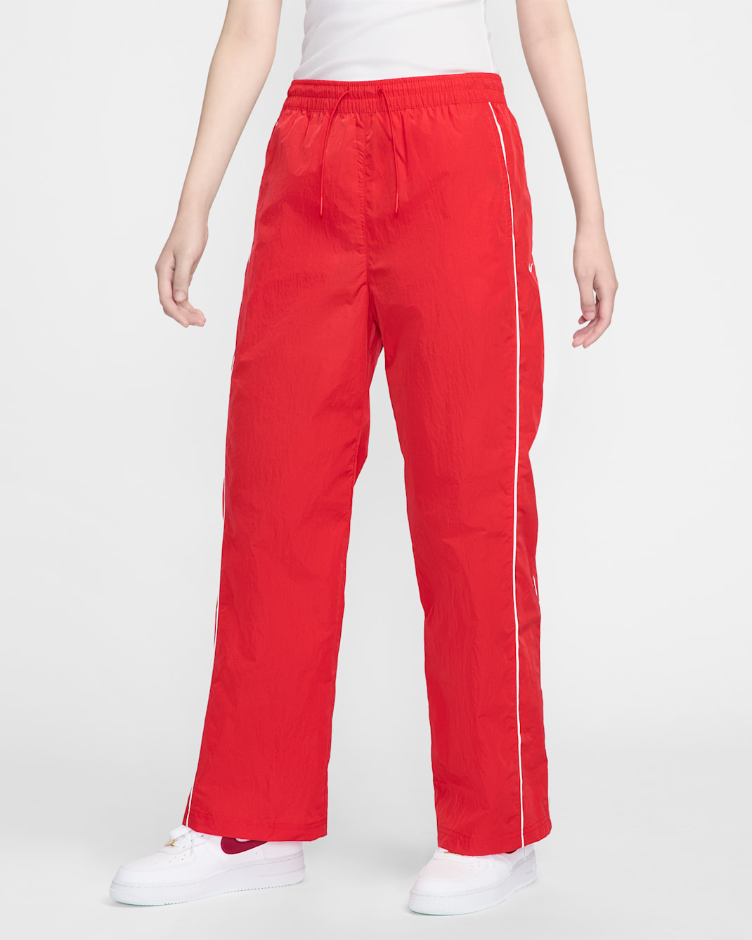 나이키 윈드러너 여성 하이웨이스트 우븐 오픈 헴 팬츠 - 유니버시티 레드/세일
