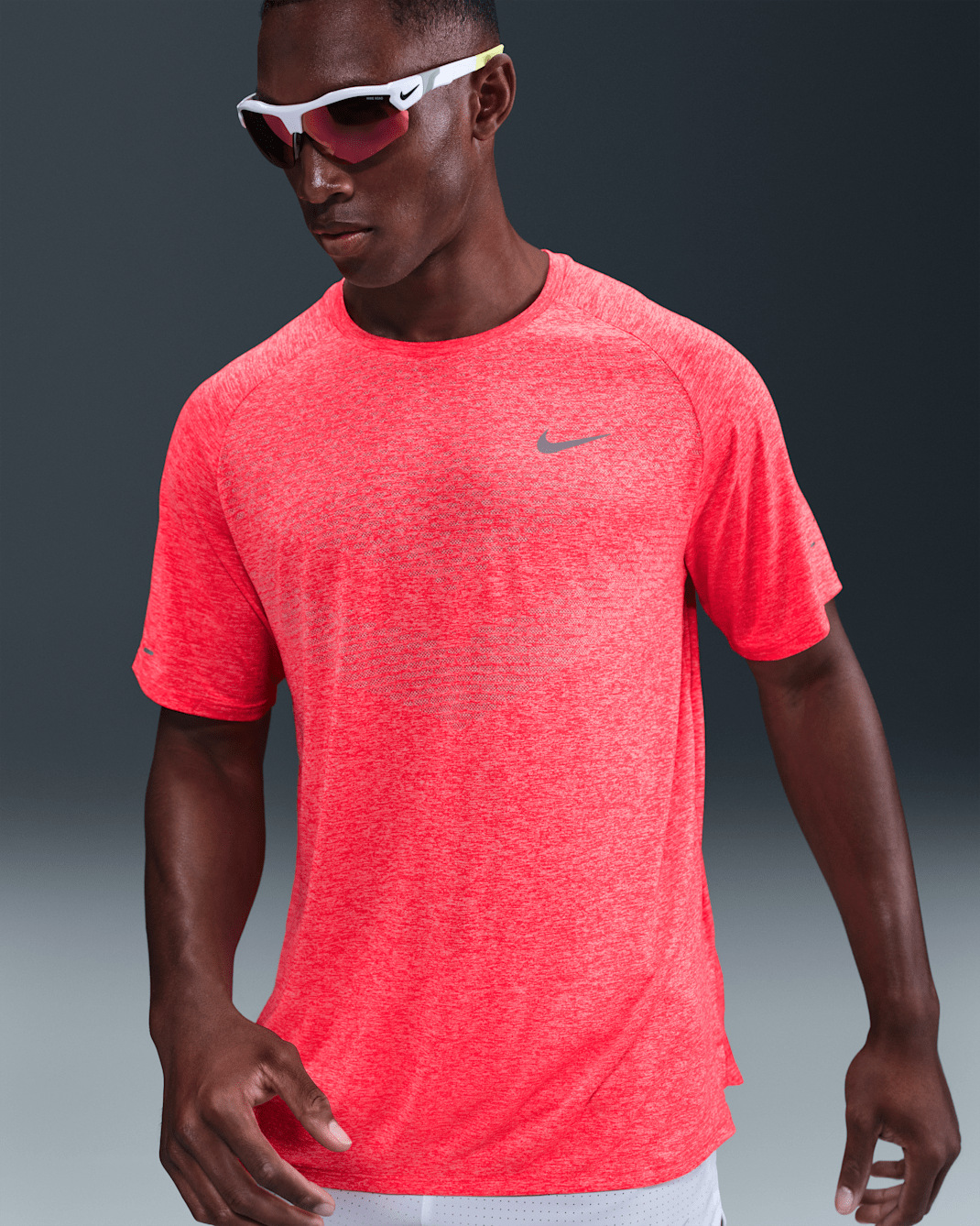 Nike Stride Men's Dri-FIT ADV Short-Sleeve Running Top - Bright Crimson/Heather