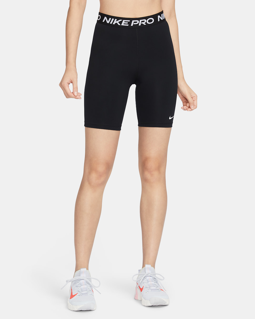 Nike Pro 365 Women's High-Rise 18cm (approx.) Shorts - Black/White