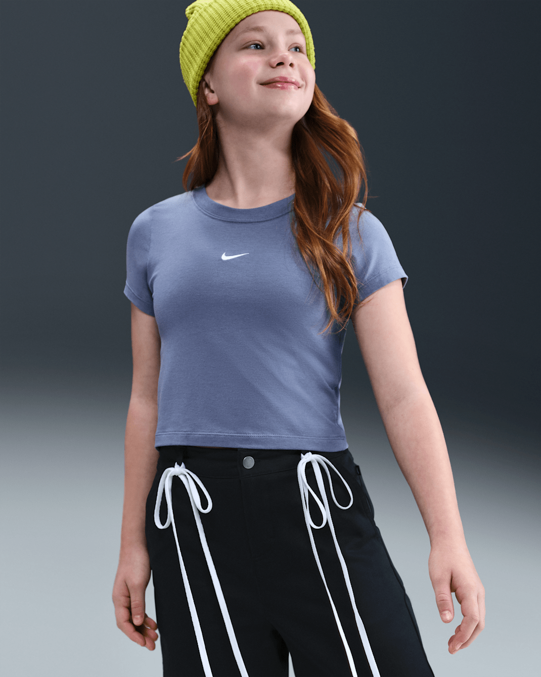 Zkrácené tričko Nike Sportswear pro větší děti (dívky) - World Indigo