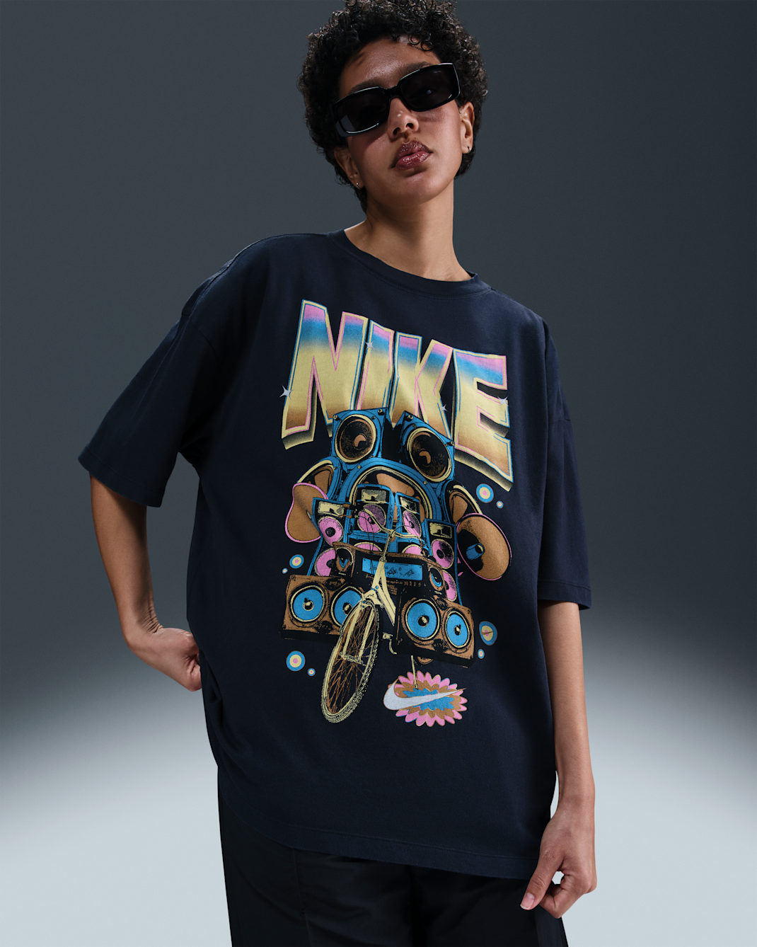 Nike Sportswear Women's Oversized Short-Sleeve T-Shirt - Black