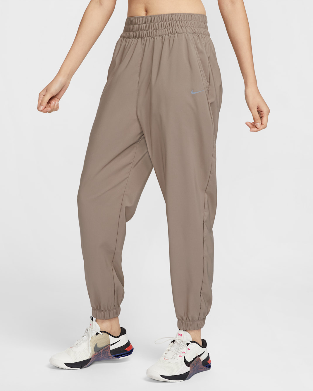 Nike One Women's Dri-FIT High-Waisted 7/8 Joggers - Mink Brown/Black