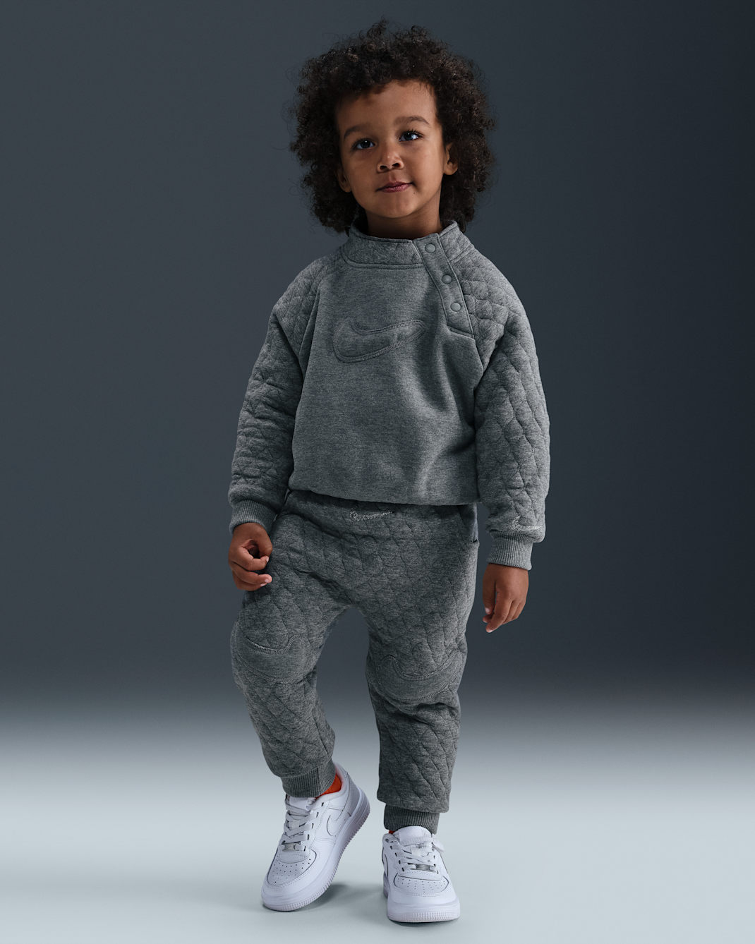 ナイキ レディー、セット！ ベビー ツーピース ジョガーパンツ セットアップ - カーボンヘザー