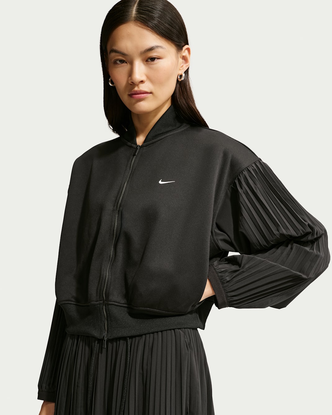 Nike Sportswear Women's Pleated Sleeve Jacket - Black/Sail