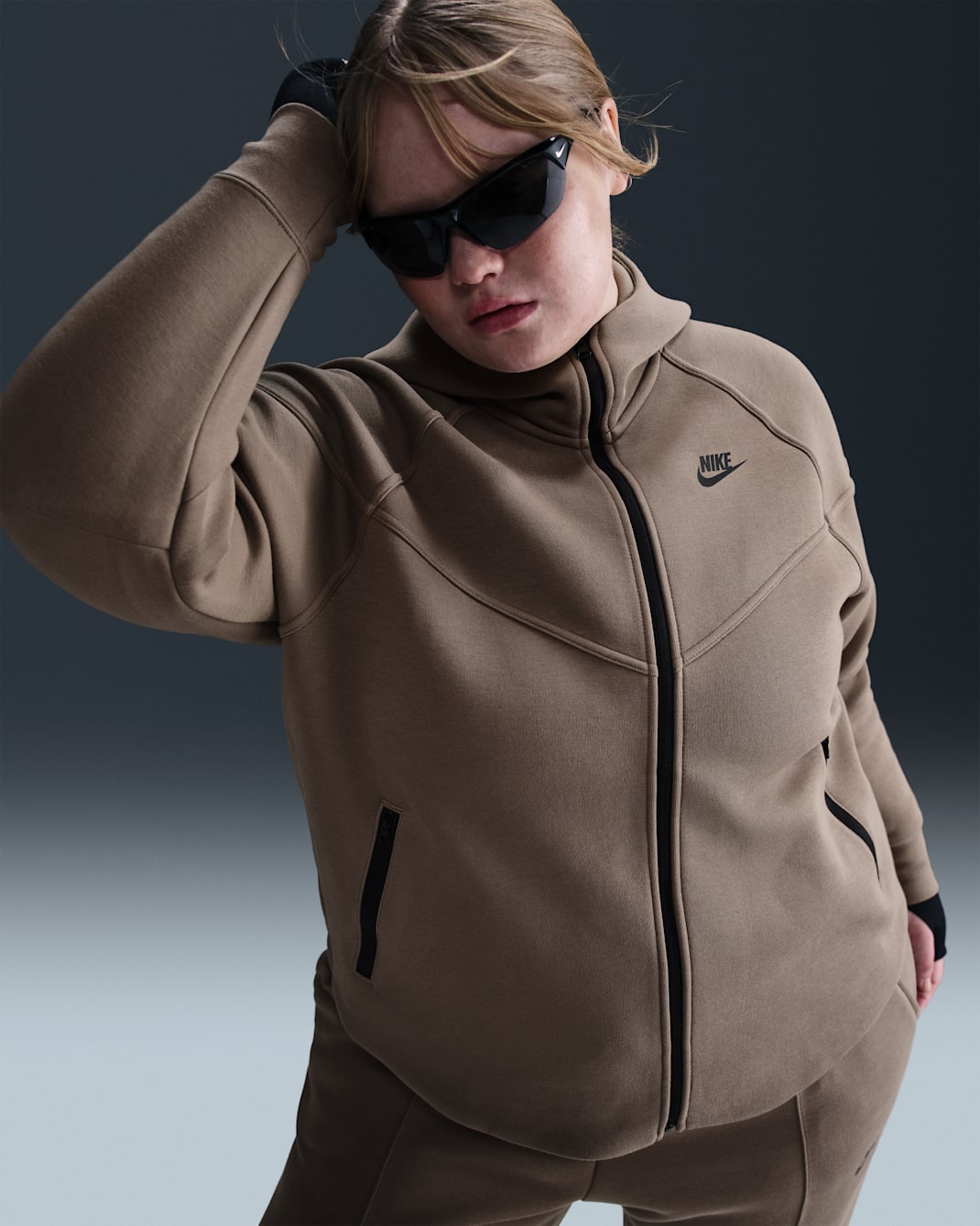 Nike Sportswear Tech Fleece Windrunner Women's Full-Zip Hoodie (Plus Size) - Mink Brown/Black