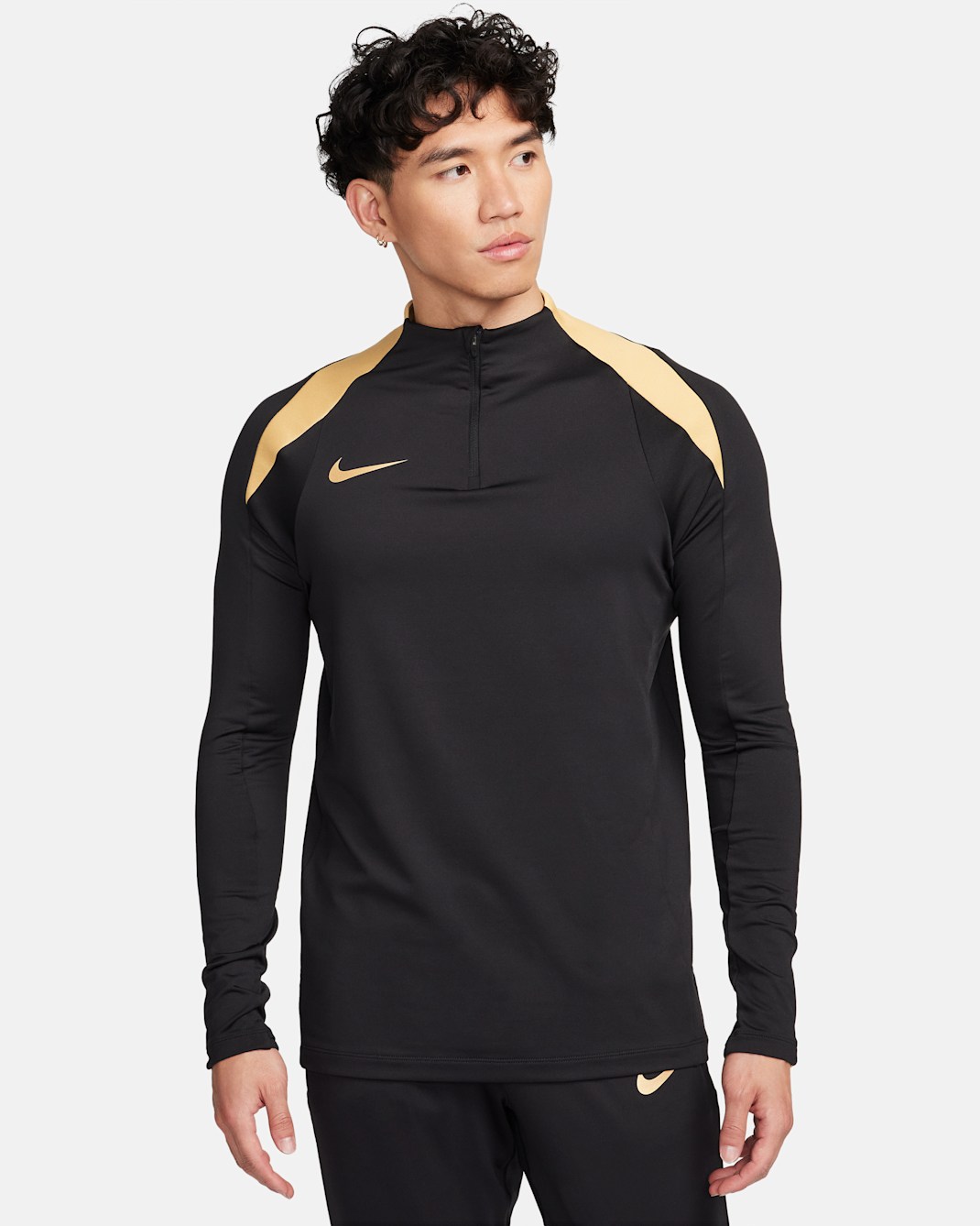 Nike Strike Men's Dri-FIT Football 1/2-Zip Drill Top - Black/Jersey Gold/Metallic Gold