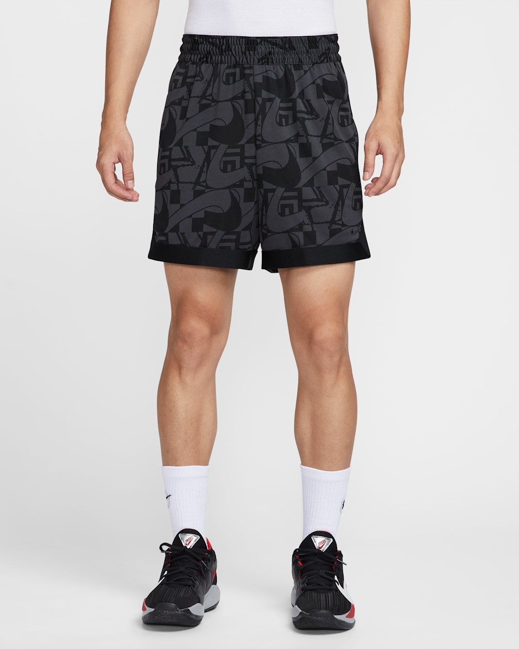 야니스 DNA 남성 드라이 핏 6인치 농구 쇼츠 - 블랙/앤트러사이트/블랙