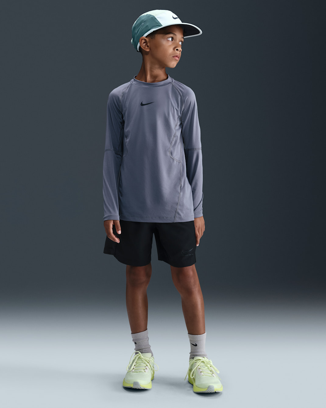 Σορτς Dri-FIT Nike Sportswear Multi για μεγάλα αγόρια - Μαύρο/Dark Smoke Grey/Dark Smoke Grey