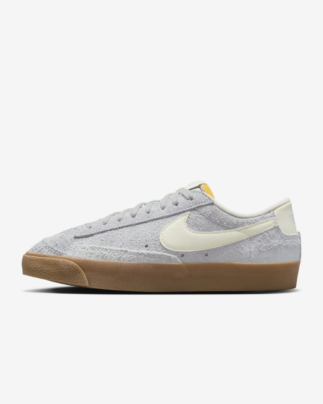 Nike Blazer Low '77 Vintage Women's Shoes - Football Grey/Gum Light Brown/Team Orange/Pale Ivory