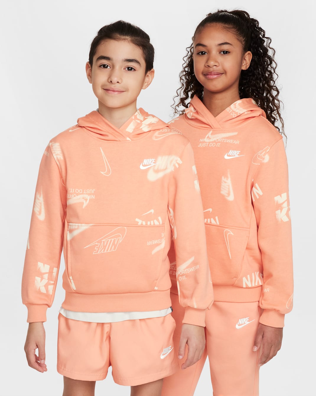 Nike Sportswear Club Big Kids' French Terry Hoodie - Apricot Agate/White