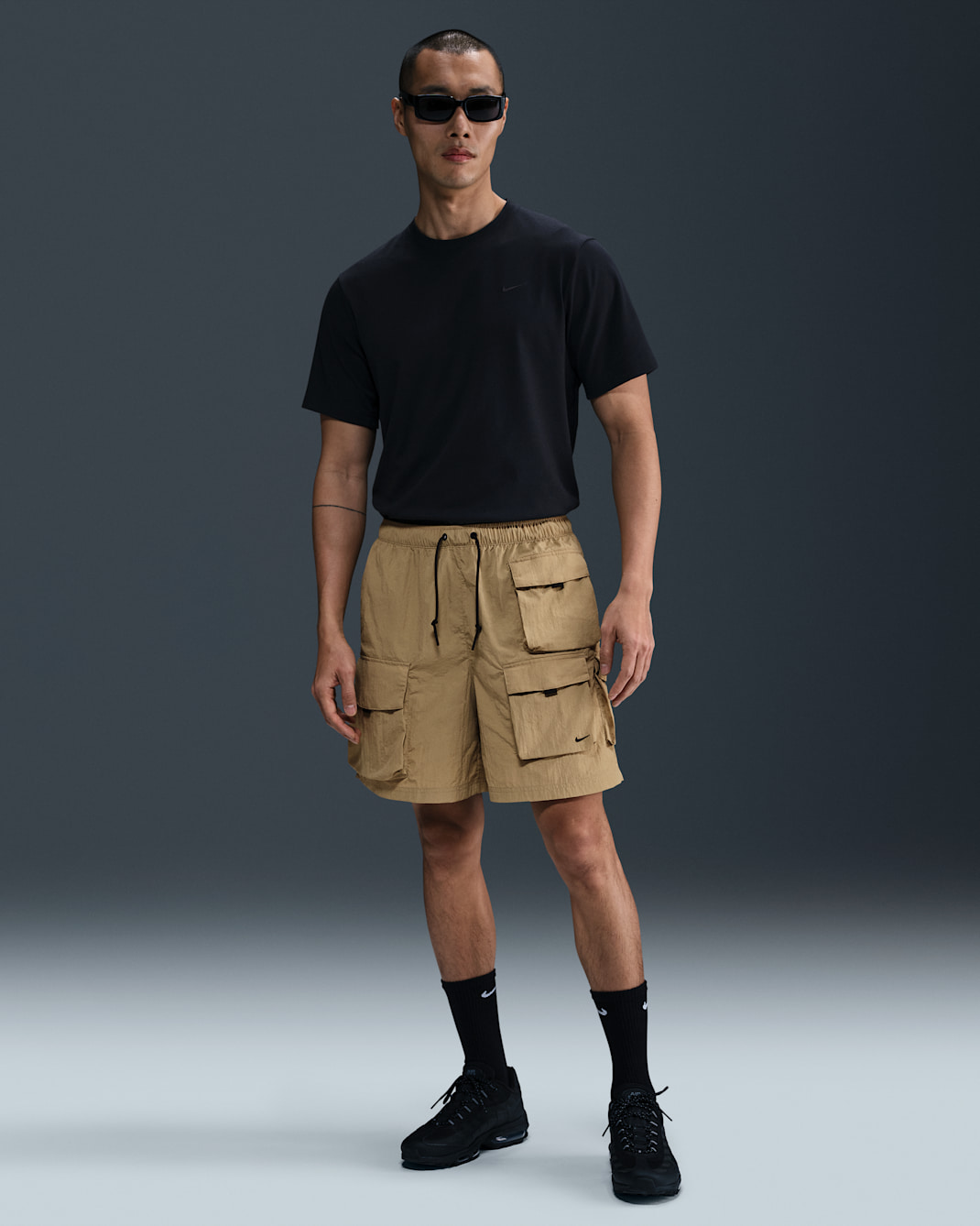 Nike Tech Men's Woven Cargo Shorts - Parachute Beige/Black