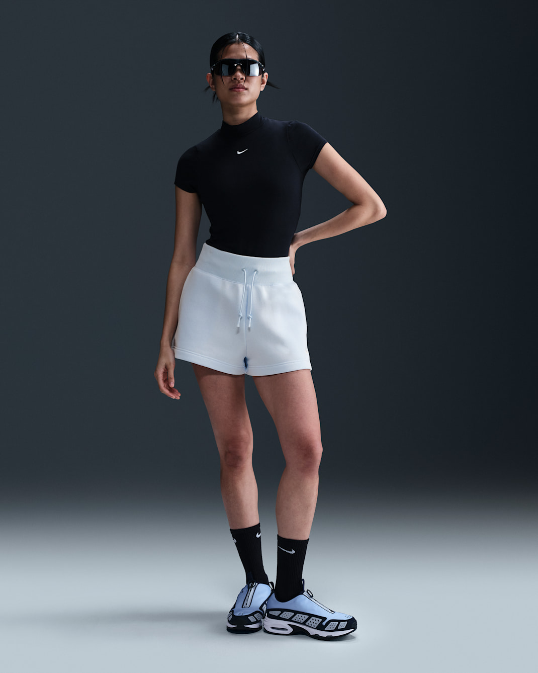 Shorts de ajuste holgado y tiro alto para mujer Nike Sportswear Phoenix Fleece - Tinte azul/Vela