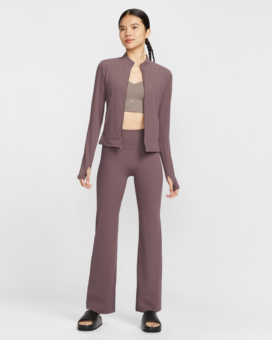 나이키 젠비 여성 하이웨이스트 플레어 노 프론트 심 레깅스 - 타투/화이트