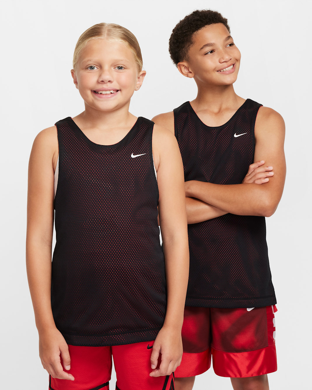 Nike Older Kids' Dri-FIT Reversible Shirt - Black/University Red/White