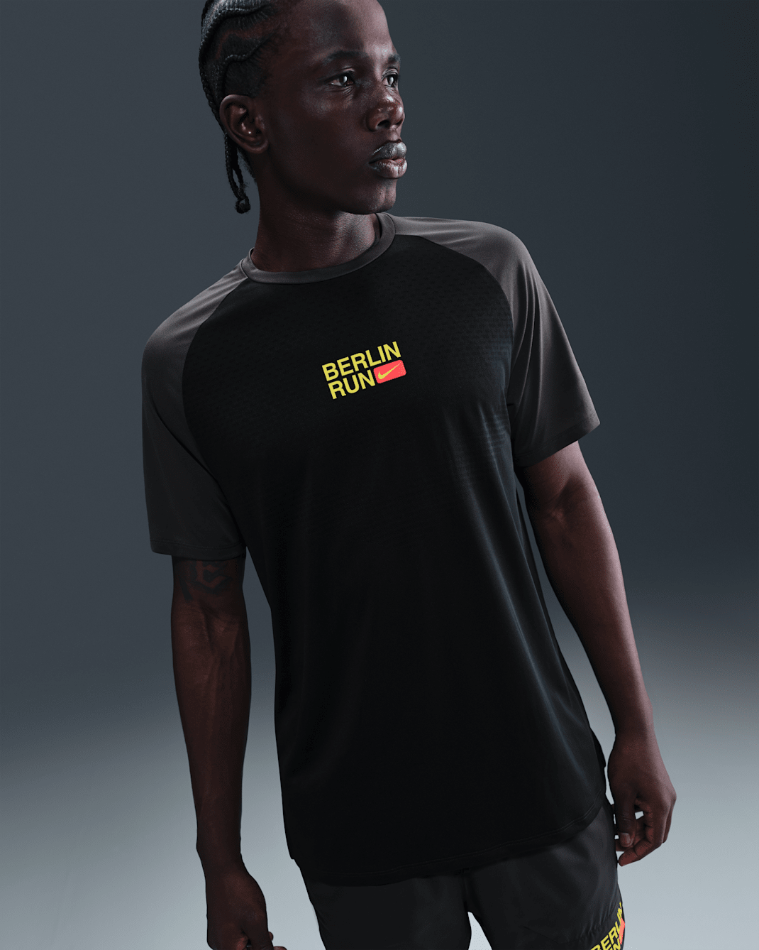 Haut de running à manches courtes Dri-FIT ADV Nike Stride pour homme - Noir/Anthracite
