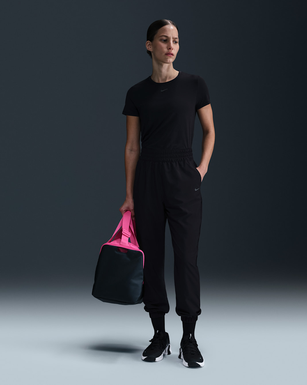 Nike One Women's Dri-FIT High-Waisted 7/8 Joggers - Black/Black