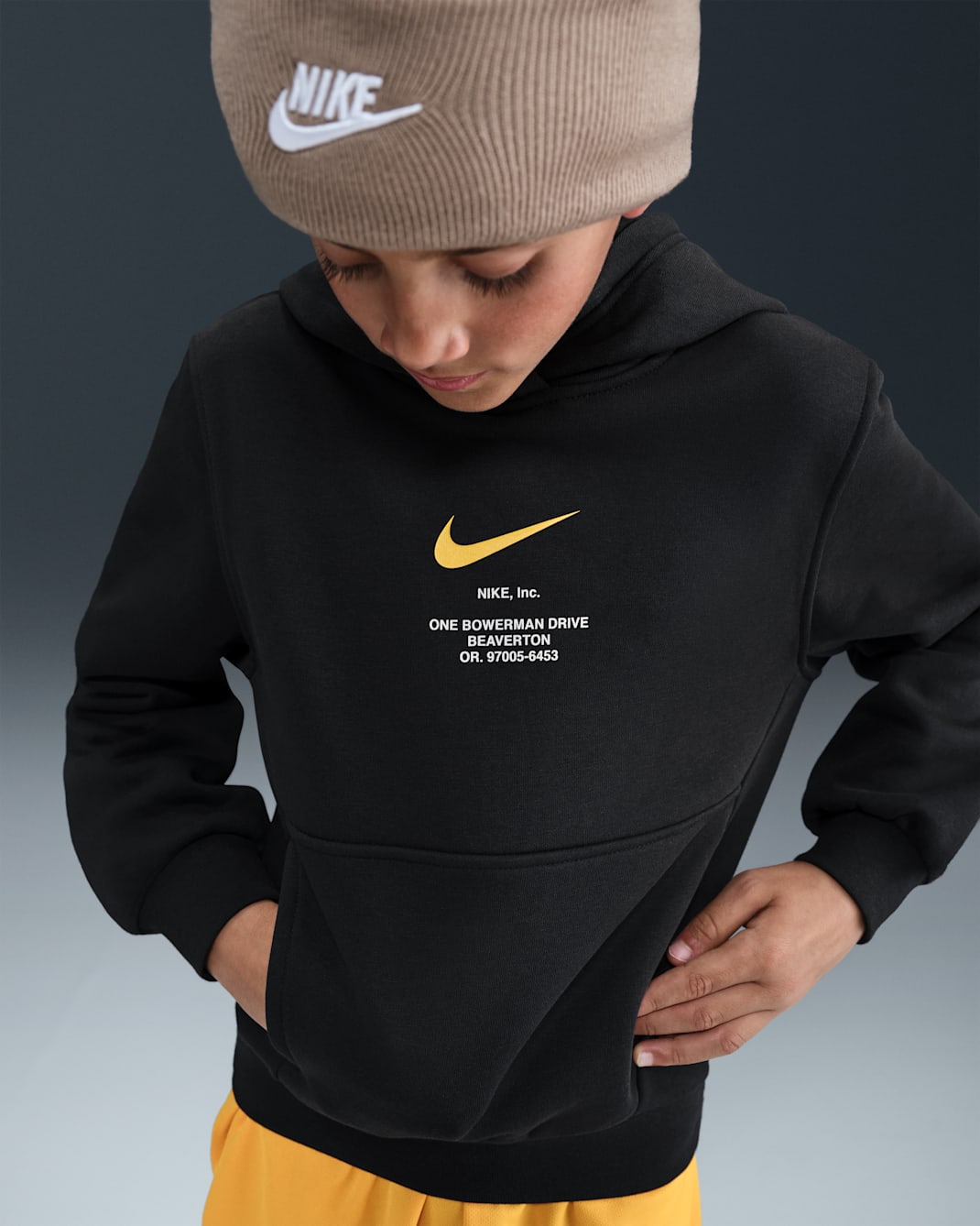 Nike Sportswear Club Fleece Hoodie voor jongens - Zwart/University Gold