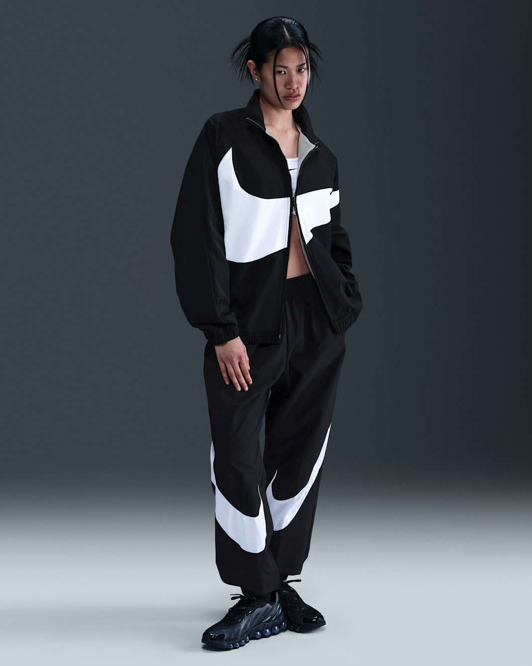 Joggers de tiro medio para mujer Nike Sportswear - Negro/Blanco