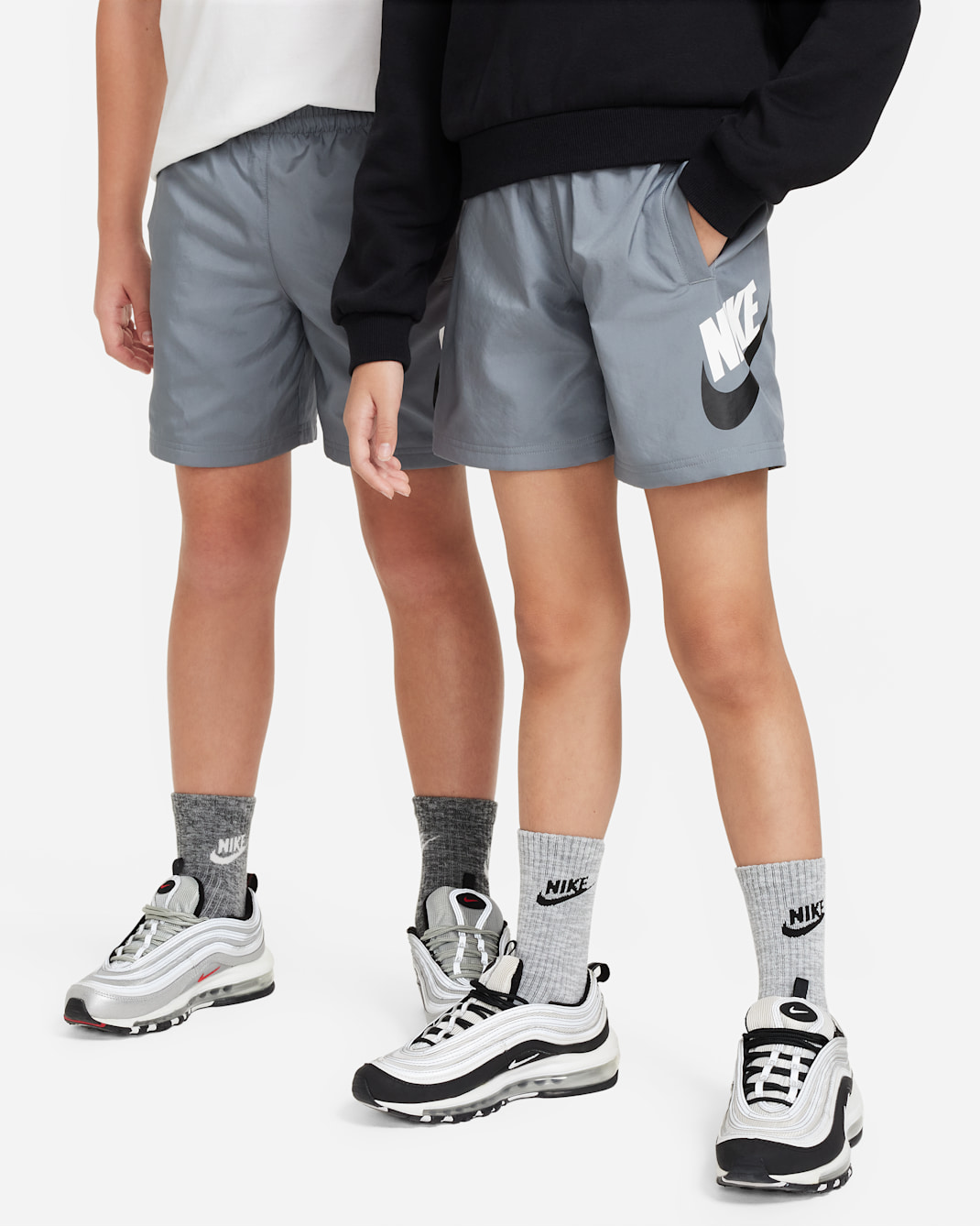 Shorts de tejido Woven para niños talla grande Nike Sportswear - Gris humo