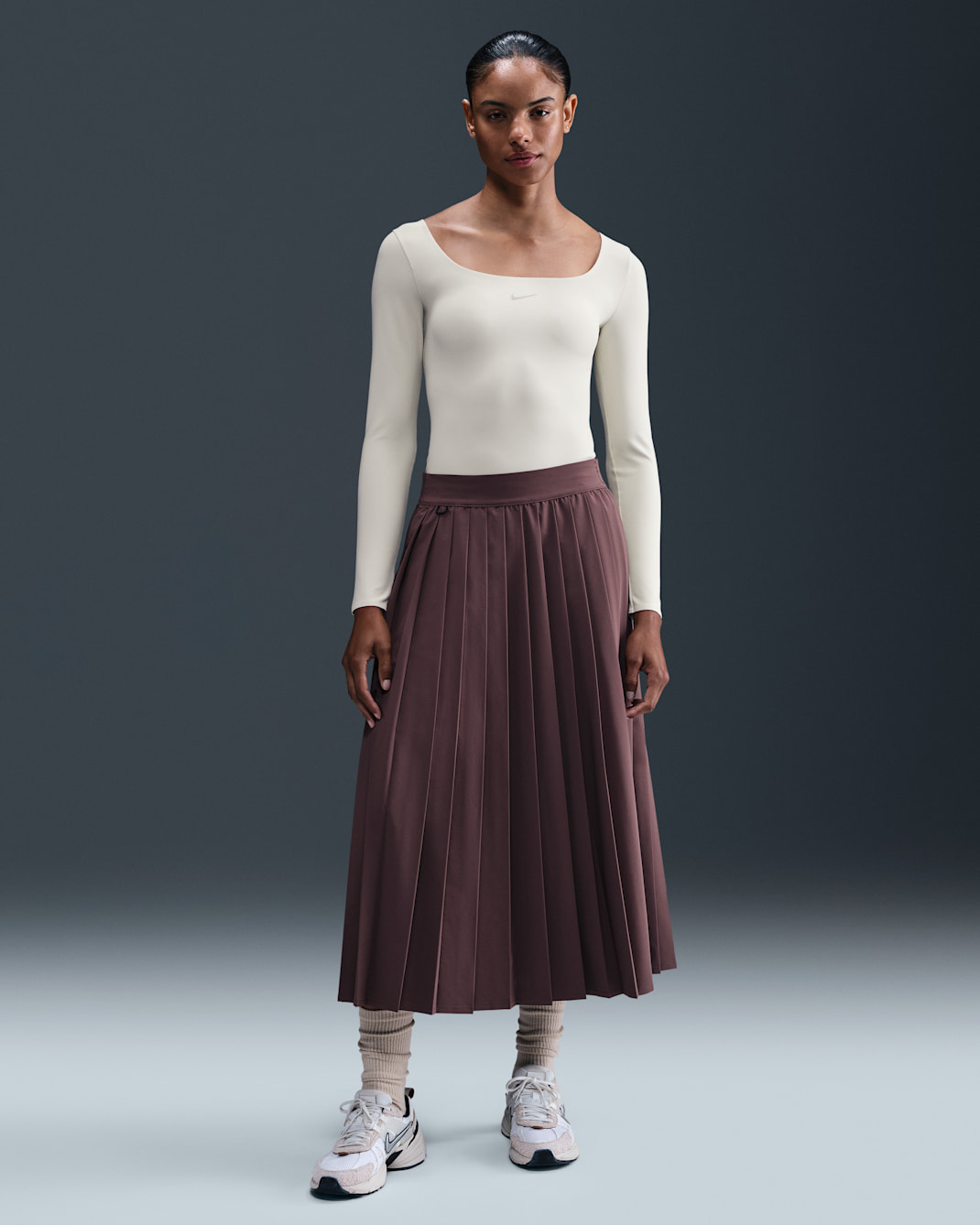 Body de manga larga para mujer Nike Form - Marrón verdoso claro