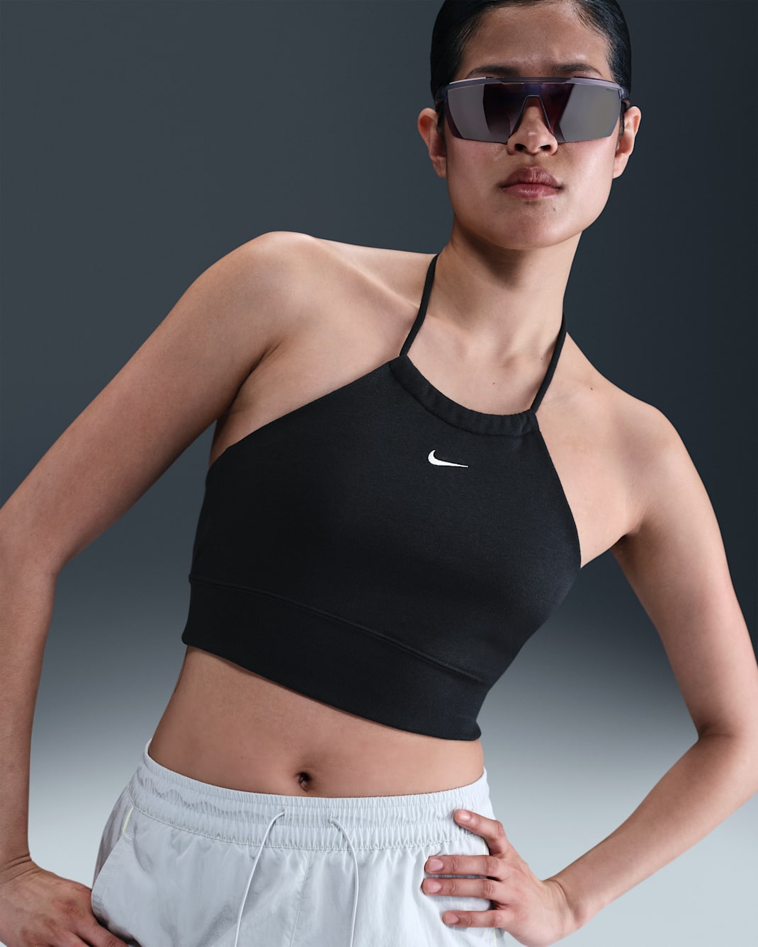 ナイキ スポーツウェア チル テリー ウィメンズ スリム クロップド フレンチテリー ホルタートップ - ブラック/セイル