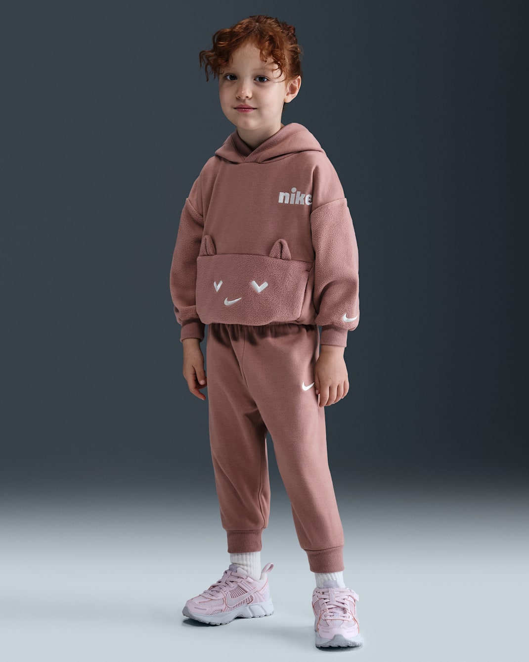 ナイキ コージー コンフォート ベビー パーカー アンド ジョガーパンツ セット - デザートダスト