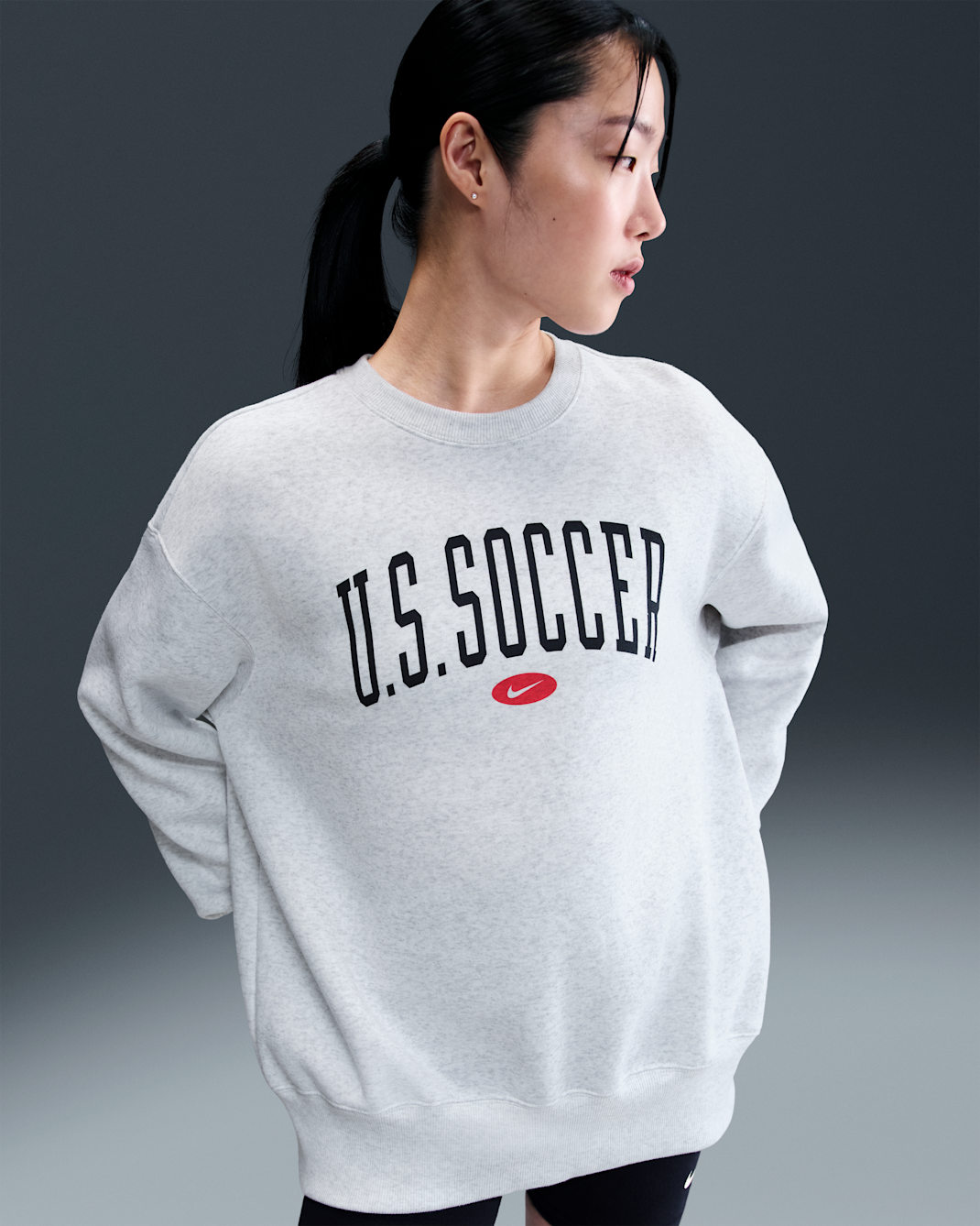 USA Phoenix Fleece Women's Nike Soccer Oversized Crew-Neck Sweatshirt - Birch Heather/Challenge Red