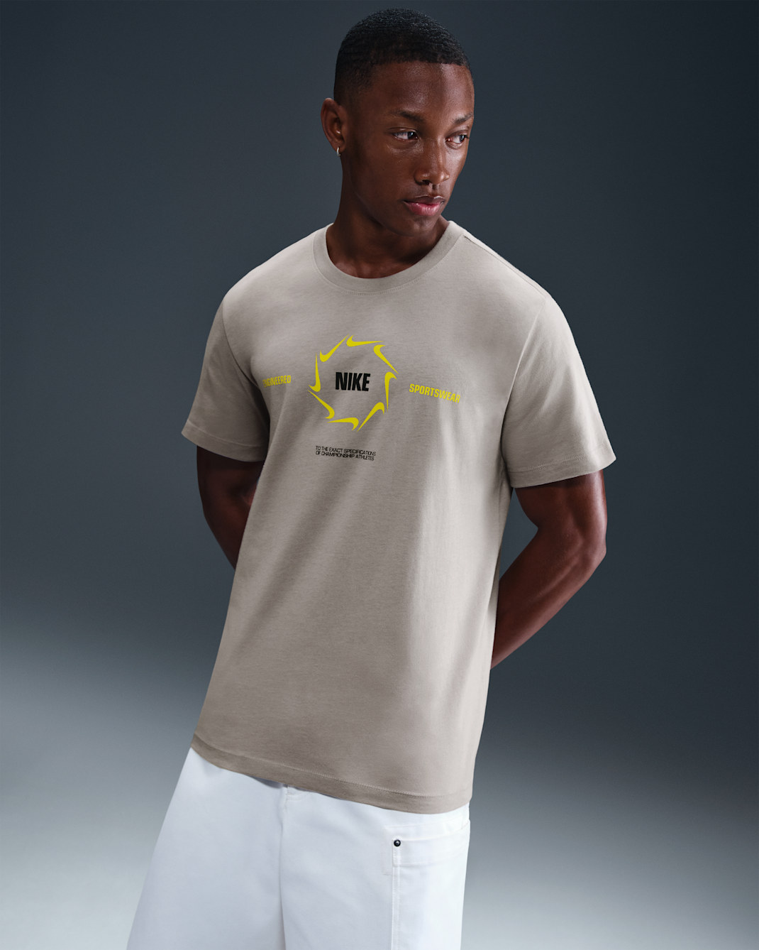 Nike Sportswear Men's T-Shirt - College Grey