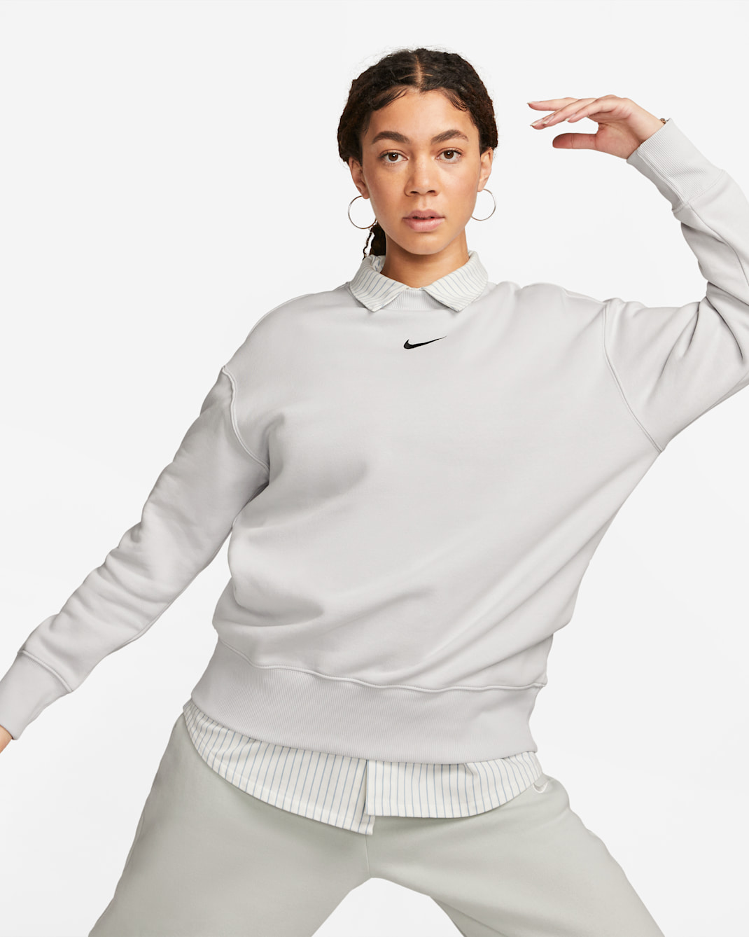 Nike Sportswear Phoenix Fleece Women's Oversized Crew-Neck Sweatshirt - Photon Dust/Black
