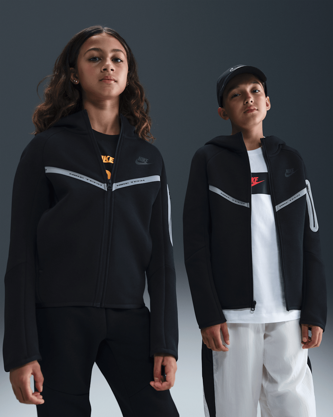 Nike Sportswear Tech Fleece Older Kids' (Boys') Full-Zip Hoodie with Reflective Accents - Black/Black/Black