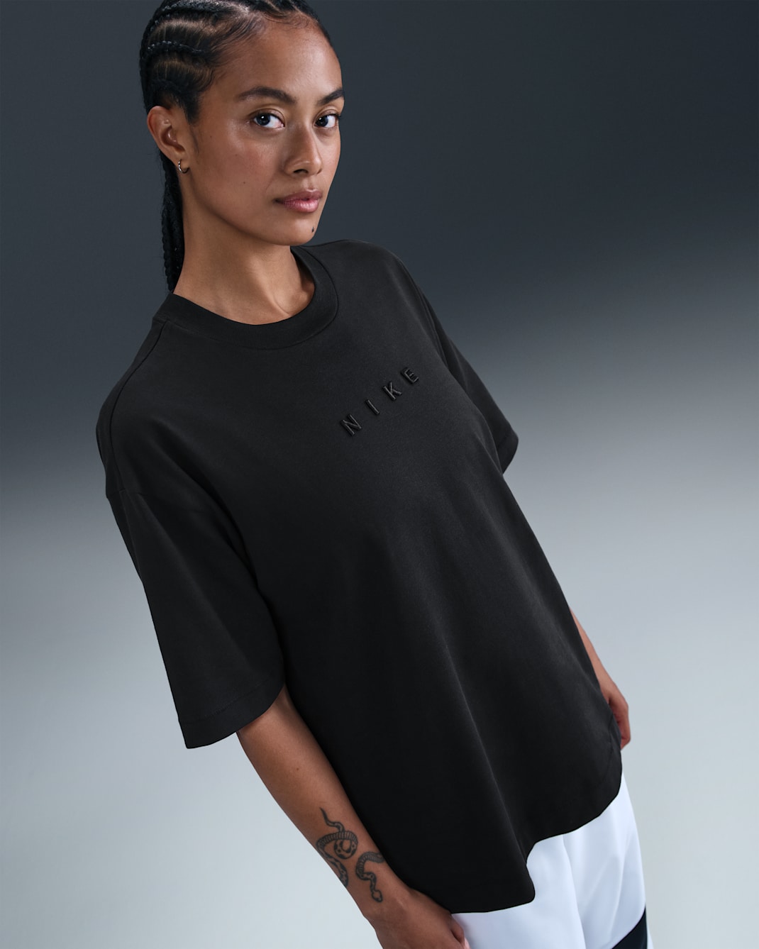 Nike Sportswear Women's Oversized Short-Sleeve T-Shirt - Black