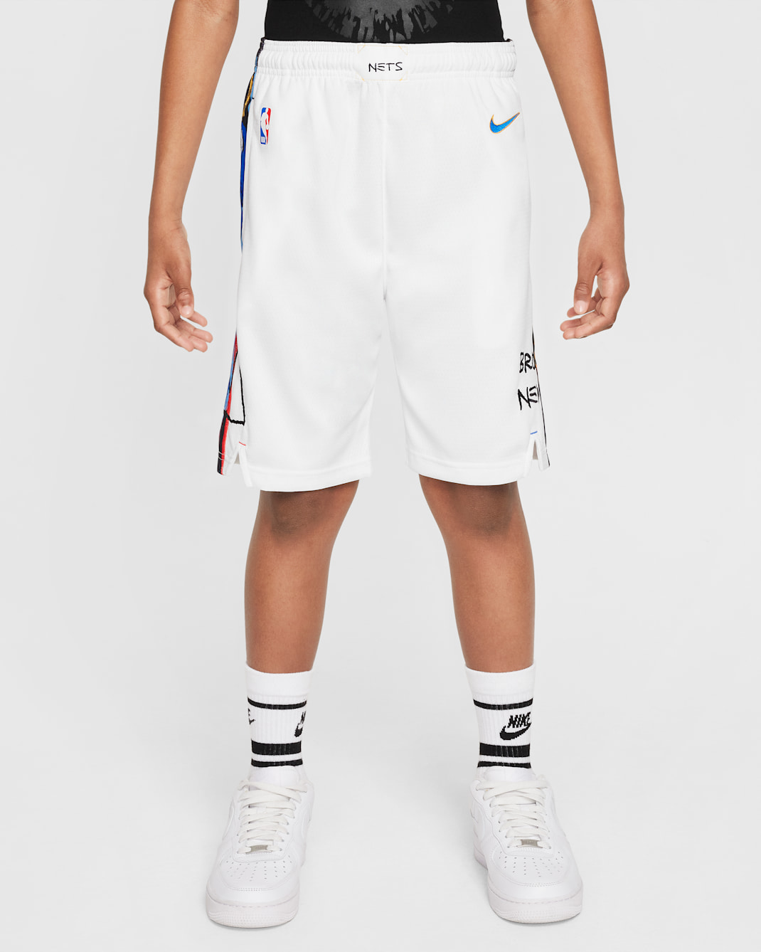 Brooklyn Nets Nike Dri-FIT NBA Swingman Shorts für ältere Kinder - Weiß