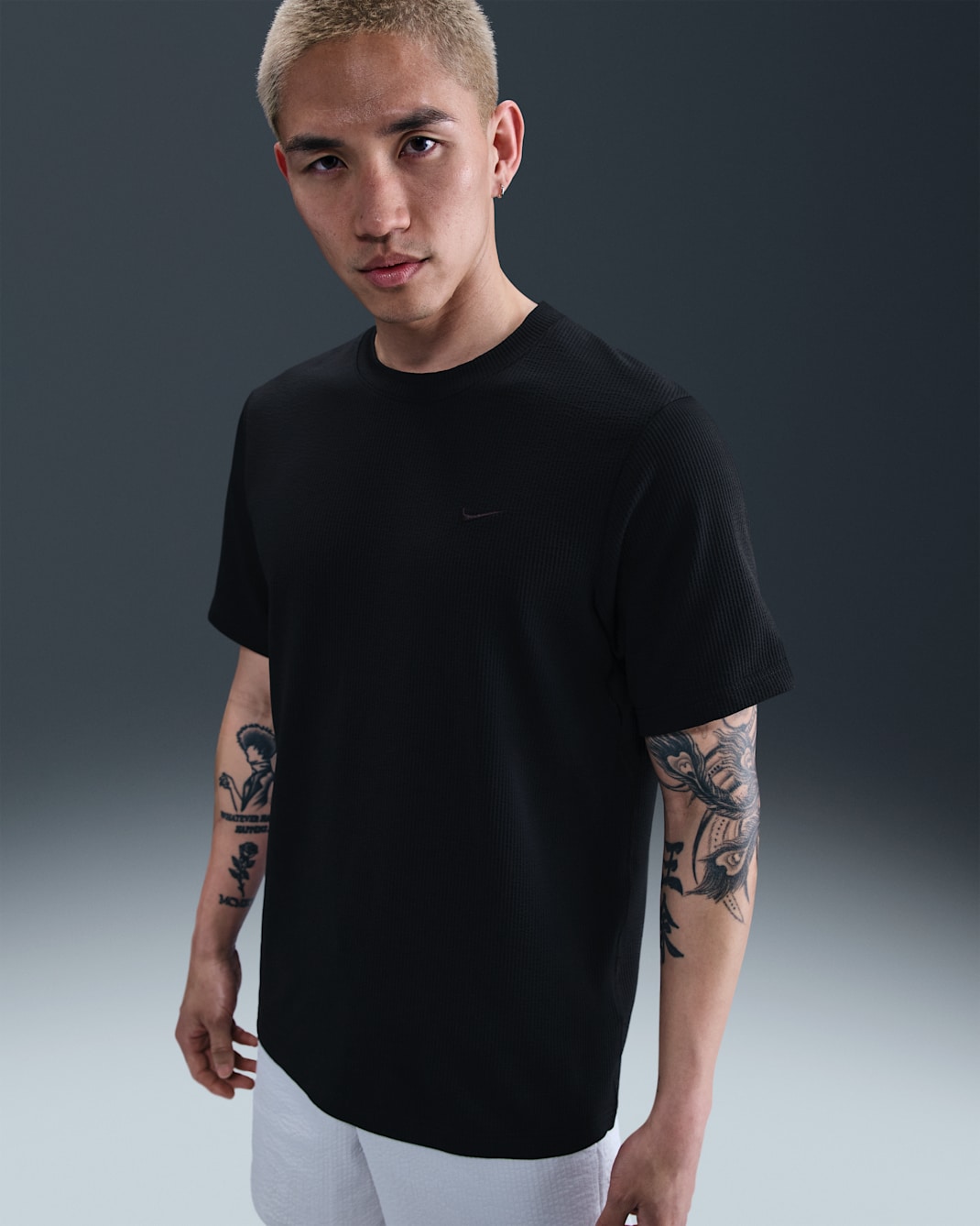 ナイキ プライマリー メンズ Dri-FIT ショートスリーブ バーサタイル トップ - ブラック/ブラック