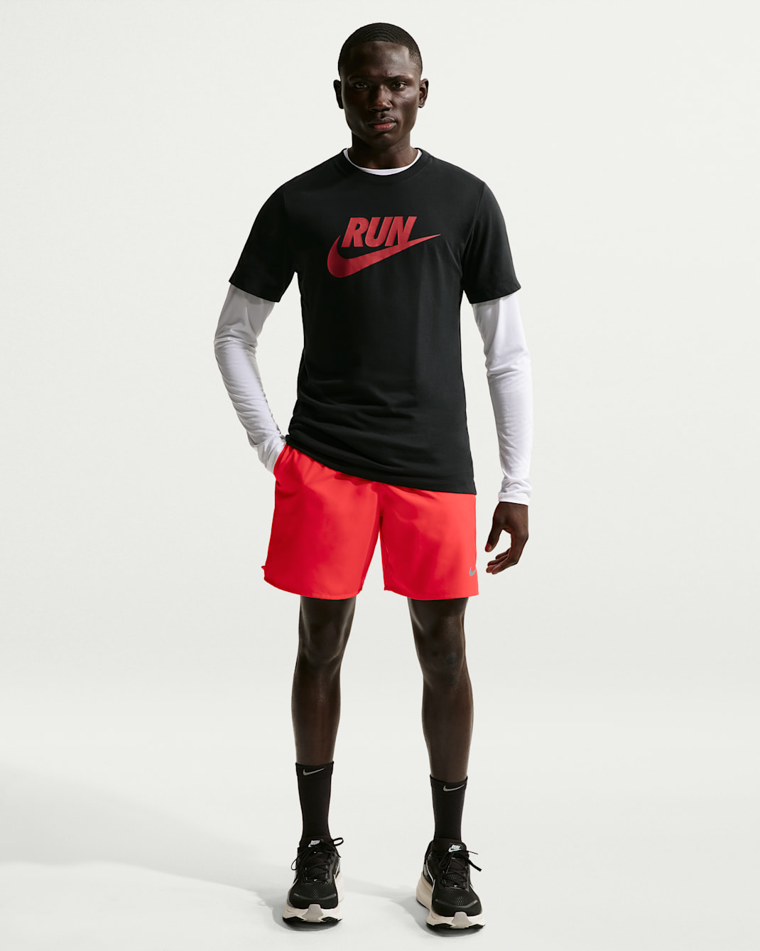 Nike Challenger Men's Dri-FIT 18cm (approx.) Brief-Lined Running Shorts - Light Crimson/Light Crimson/Black