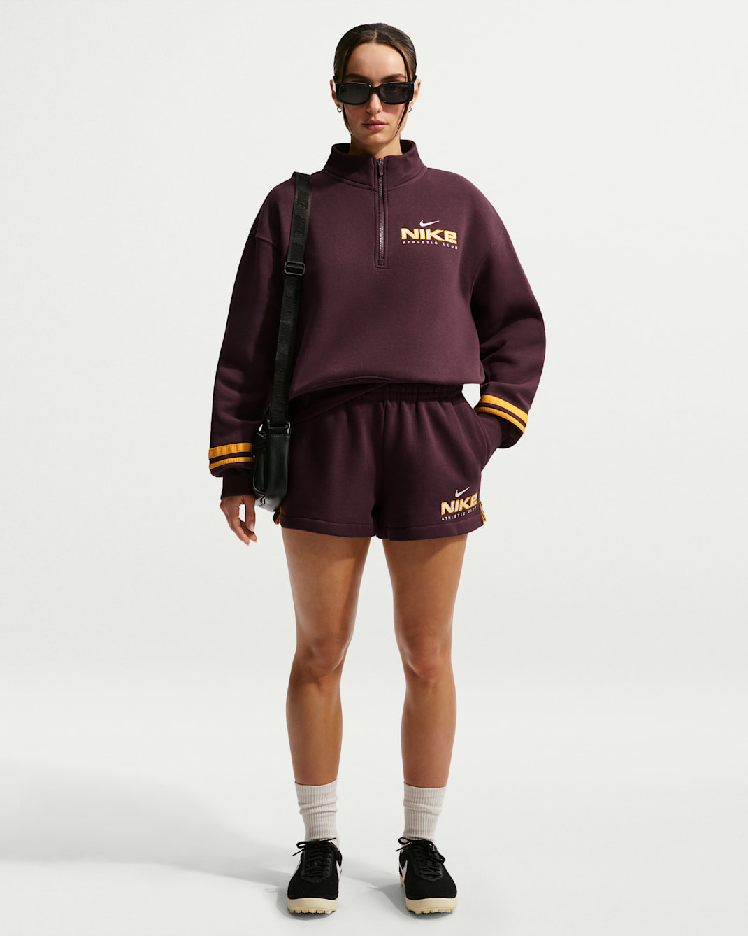Nike Sportswear Women's Fleece Shorts - Burgundy Crush