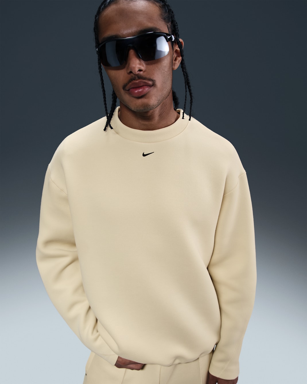 Nike Tech Men's Fleece Crew - Light Khaki/Black