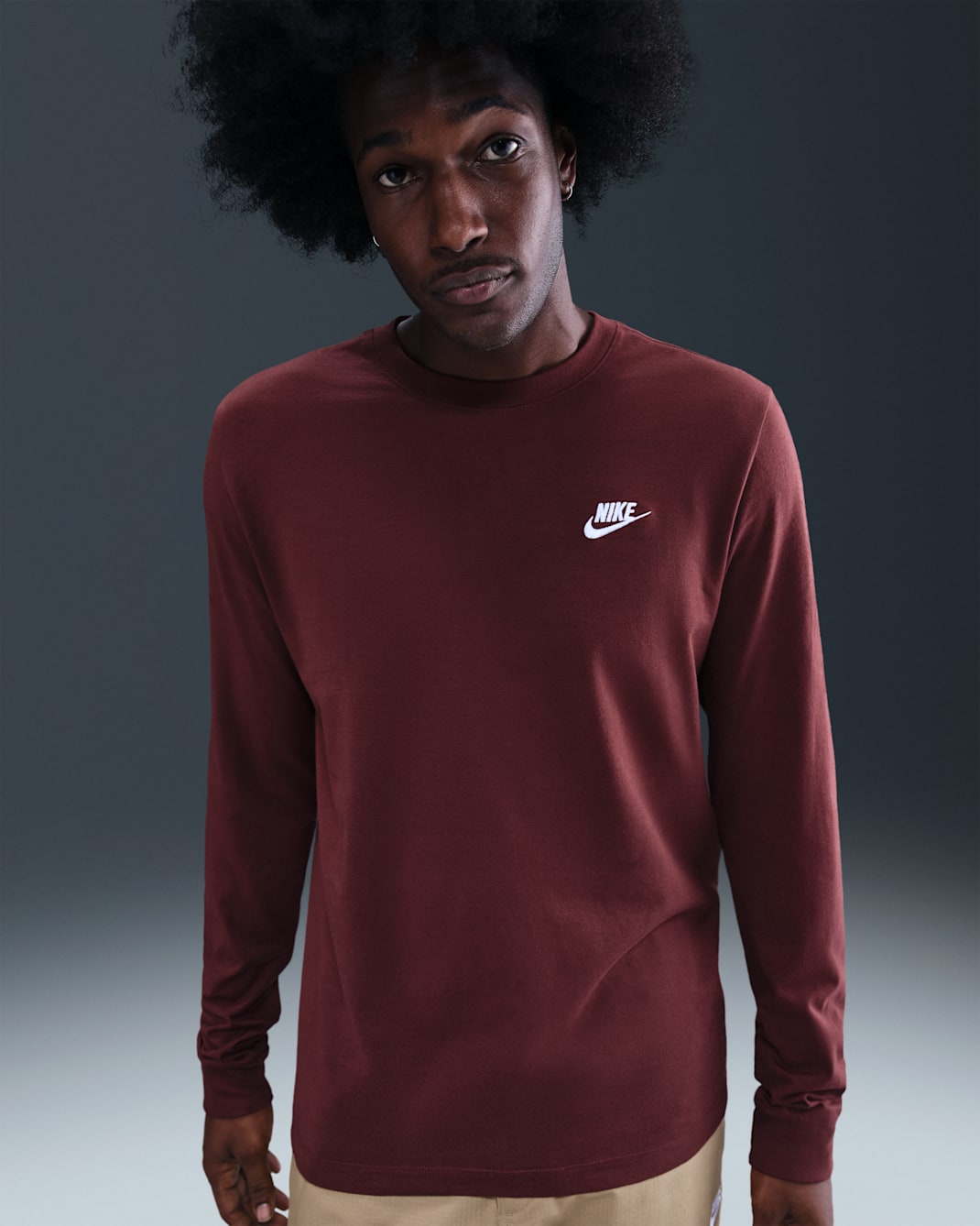 Nike Sportswear Club Men's Long-Sleeve T-Shirt - Dark Team Red