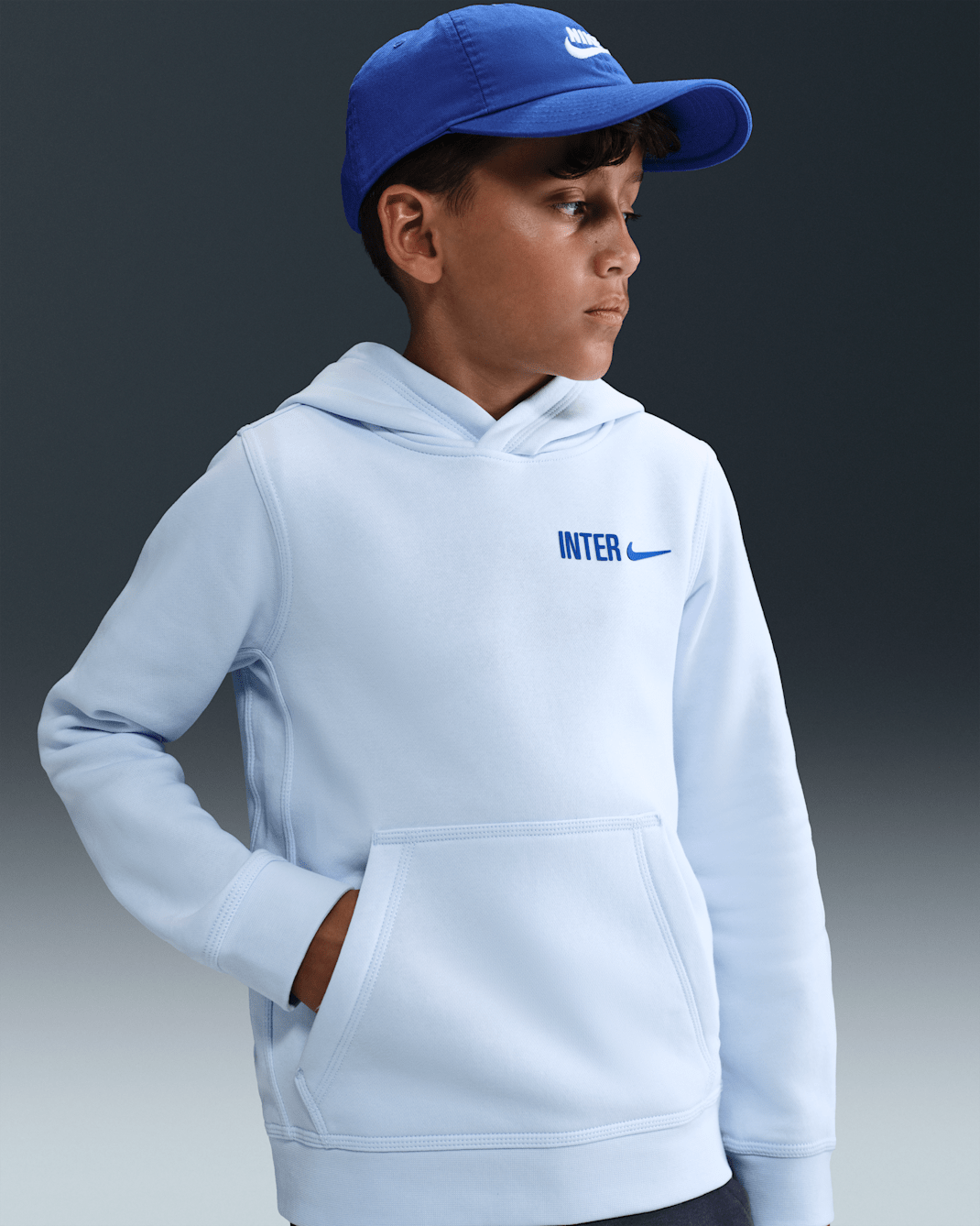 Inter Milan Club Older Kids' (Boys') Nike Football Fleece Pullover Hoodie - Football Grey/Lyon Blue