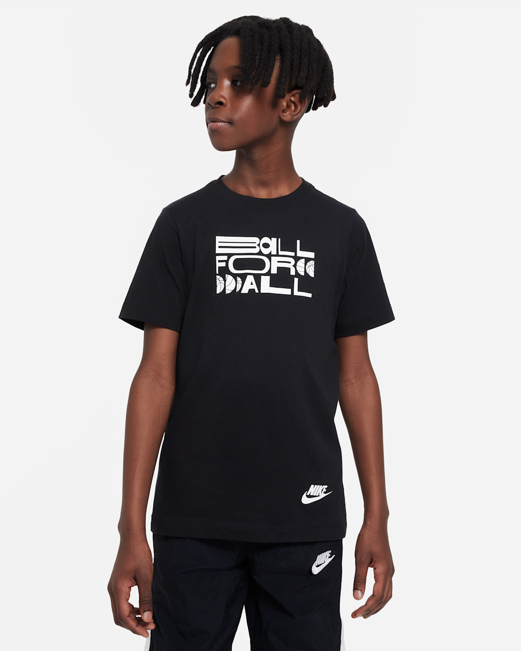 Nike Sportswear Older Kids' (Boys') T-Shirt - Black