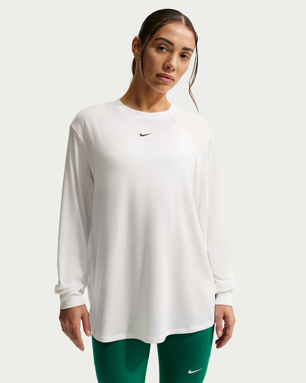 Nike One Relaxed Women's Dri-FIT Long-Sleeve Top - White/Black