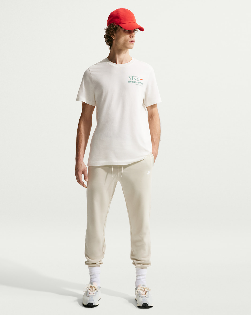 Nike Club Men's French Terry Joggers - Light Khaki/Light Khaki/White