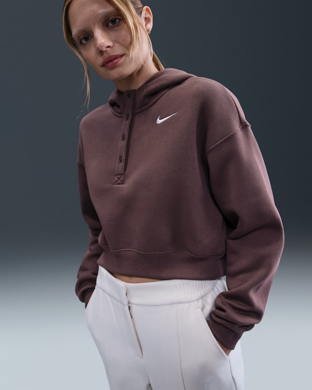 Nike Sportswear Phoenix ekstra stor Henley-hettegenser i fleece med avkortet passform til dame - Tattoo/Sail